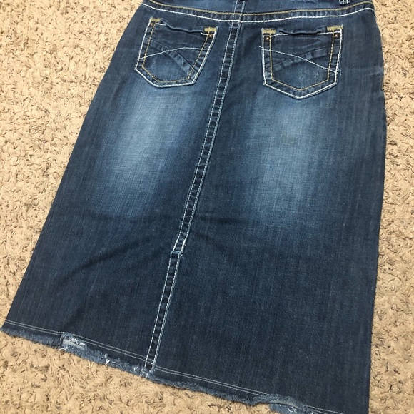 “SOLD” - Picture 2 of 5